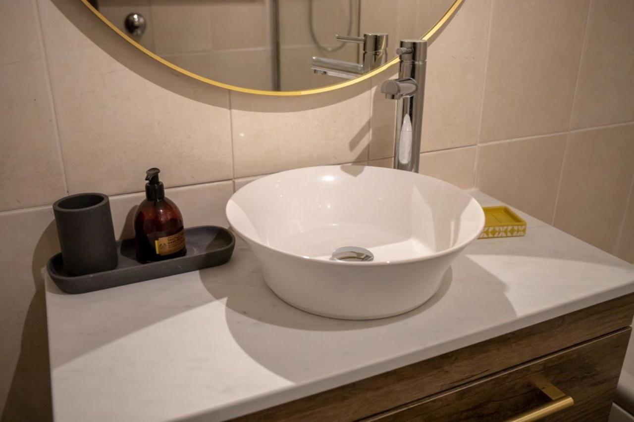 Guestready - Homely Leeds City Apartment Sleep 4 Meanwood Экстерьер фото