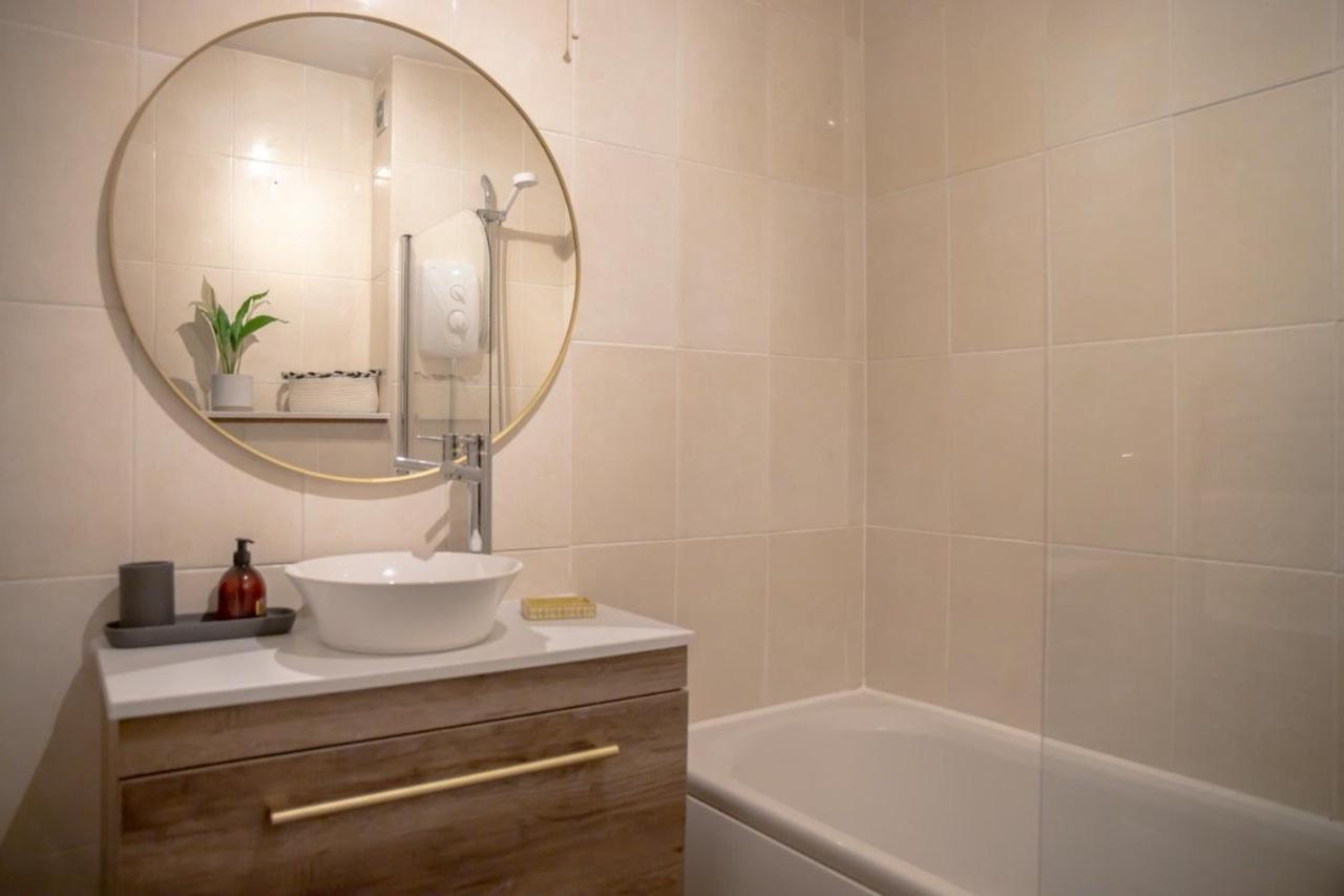 Guestready - Homely Leeds City Apartment Sleep 4 Meanwood Экстерьер фото