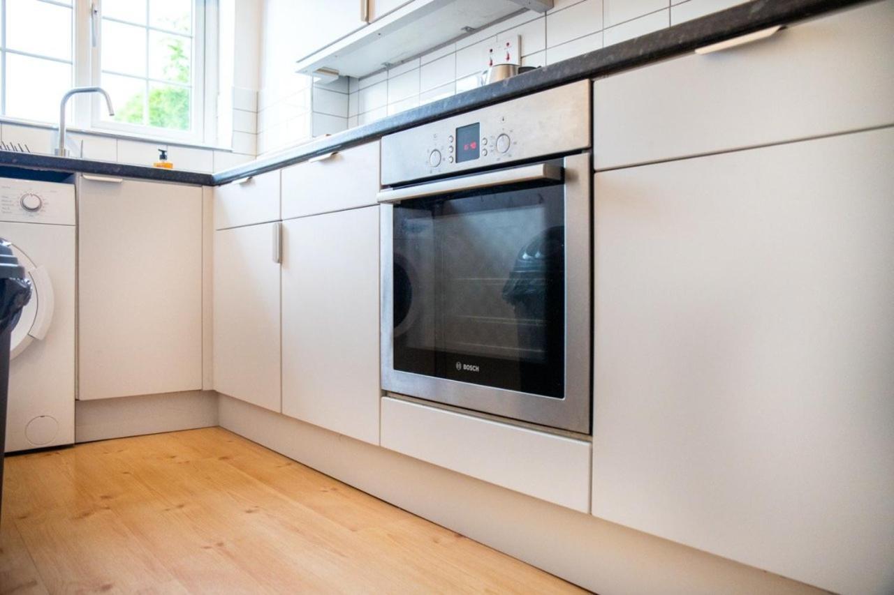 Guestready - Homely Leeds City Apartment Sleep 4 Meanwood Экстерьер фото