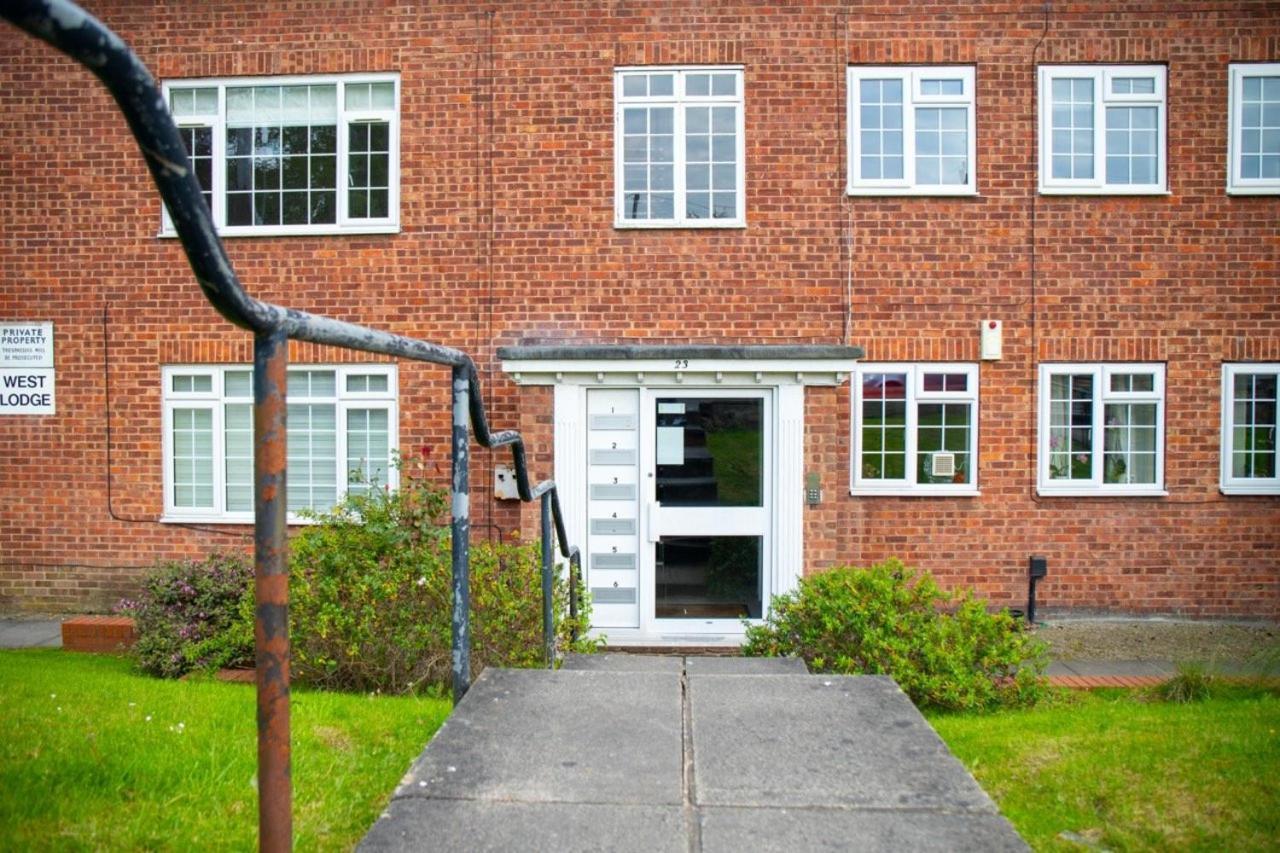 Guestready - Homely Leeds City Apartment Sleep 4 Meanwood Экстерьер фото